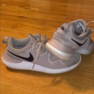Nike Women Shoes